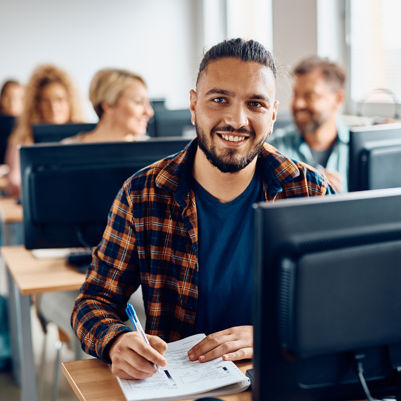 Man behind pc in examsetting